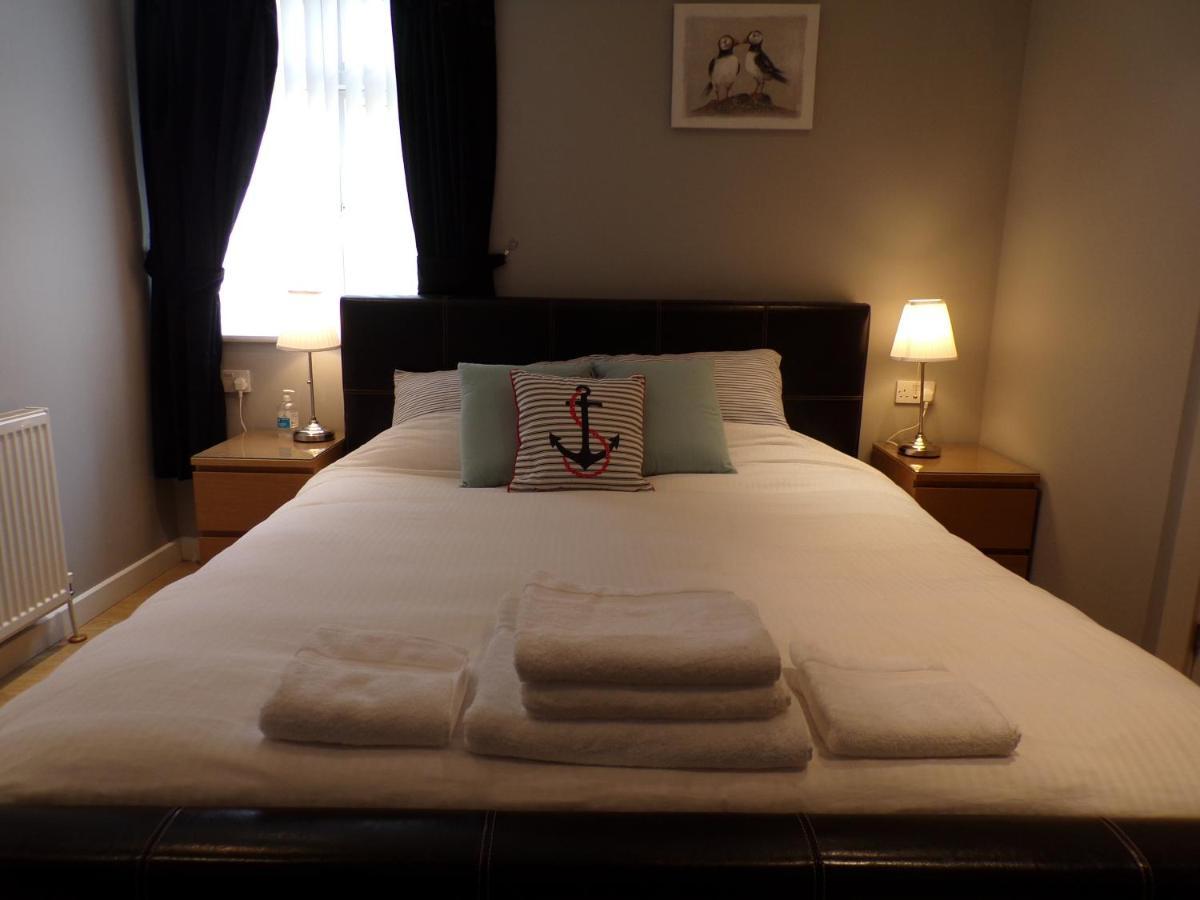 Coast 77 B&B Poole Exterior foto